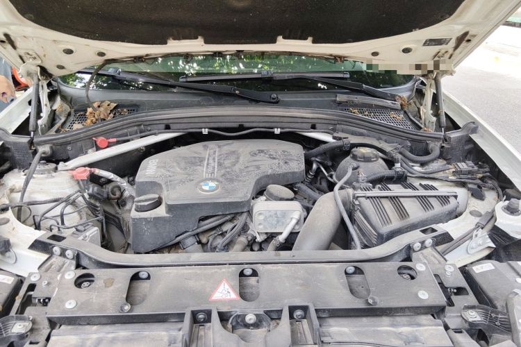 Used BMW X3 2014 xDrive20i X Design Package Engine Bay