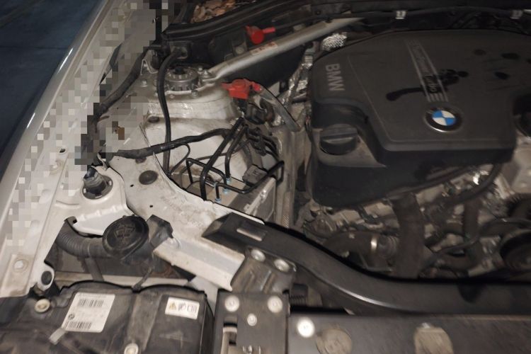 Used BMW X3 2014 xDrive20i X Design Package Engine Bay Right
