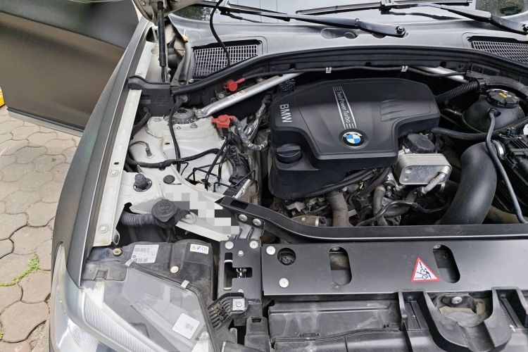 Used BMW X3 2014 xDrive20i X Design Package Engine Bay Right