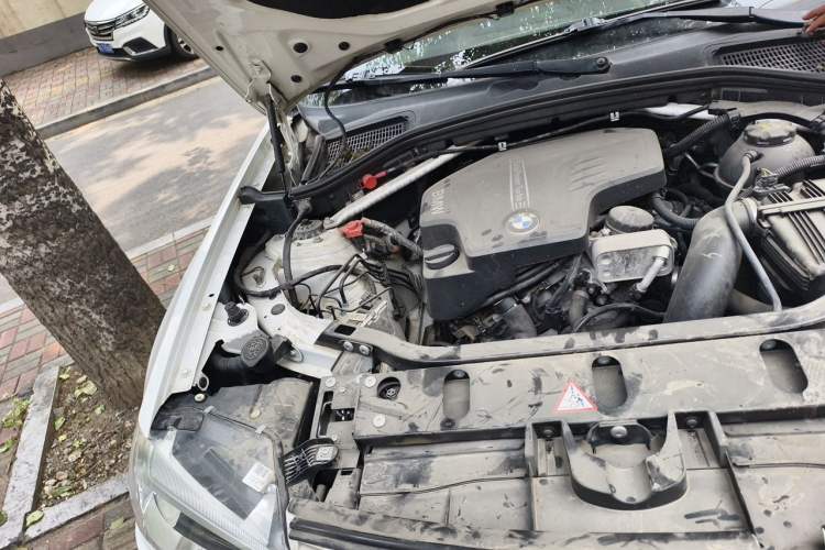 Used BMW X3 2014 xDrive20i Leading Model Engine Bay Right
