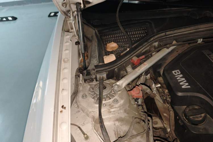 Used BMW X3 2014 xDrive20i X Design Package Engine Bay Right
