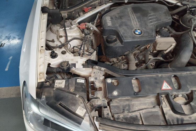 Used BMW X3 2014 xDrive20i Leading Model Engine Bay Right