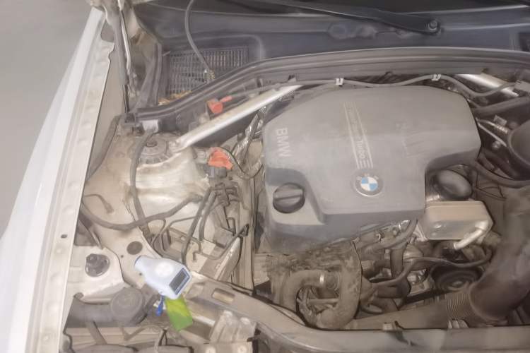 Used BMW X3 2014 xDrive20i X Design Package Engine Bay Right
