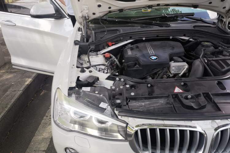 Used BMW X3 2014 xDrive20i X Design Package Engine Bay Right