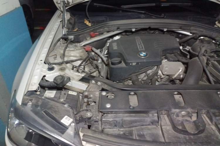 Used BMW X3 2014 xDrive20i X Design Package Engine Bay Right