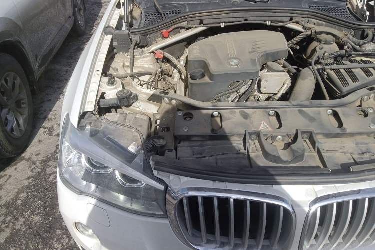 Used BMW X3 2014 xDrive20i X Design Package Engine Bay Right