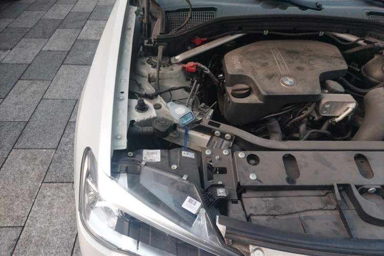 Used BMW X3 2014 xDrive28i X Design Package Engine Bay Right