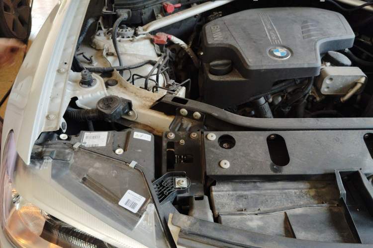 Used BMW X3 2014 xDrive20i X Design Package Engine Bay Right