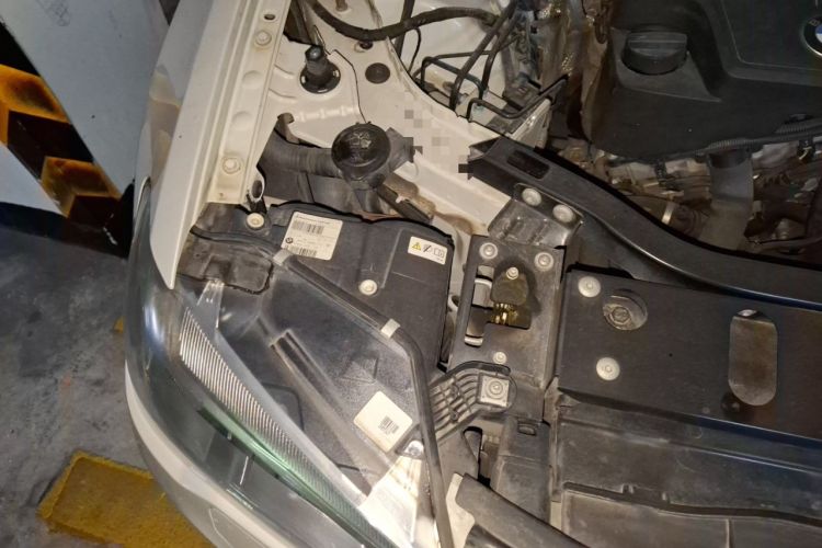 Used BMW X3 2014 xDrive20i X Design Package Engine Bay Right