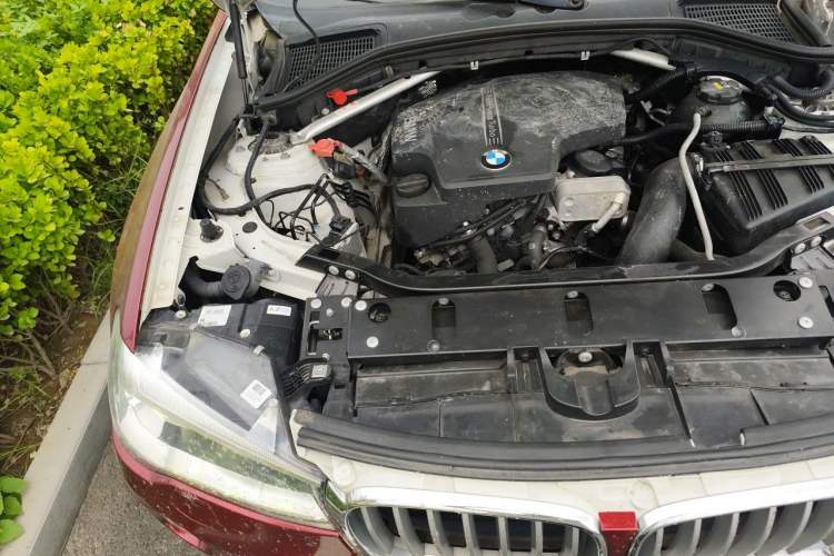 Used BMW X3 2014 xDrive20i X Design Package Engine Bay Right