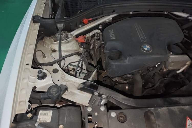 Used BMW X3 2014 xDrive20i X Design Package Engine Bay Right