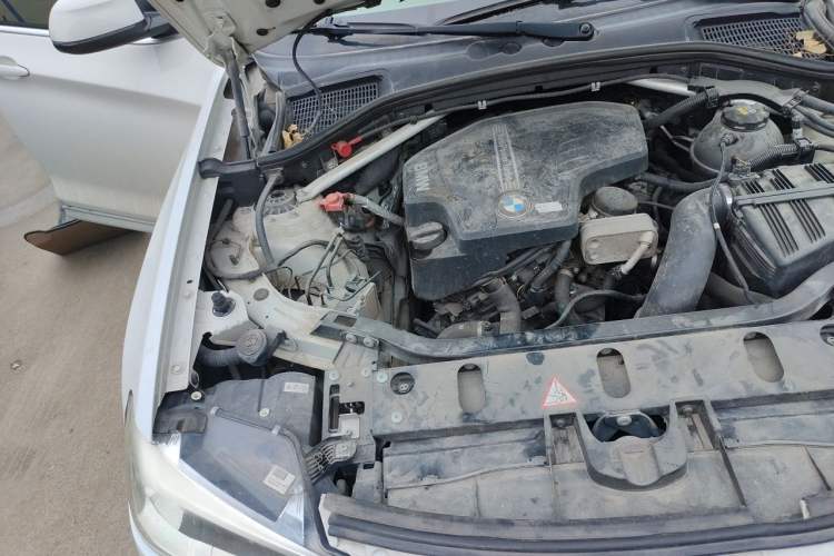 Used BMW X3 2014 xDrive28i X Design Package Engine Bay Right