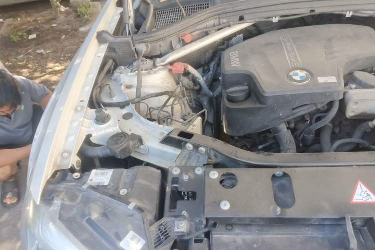 Used BMW X3 2014 xDrive20i Leading Model Engine Bay Right