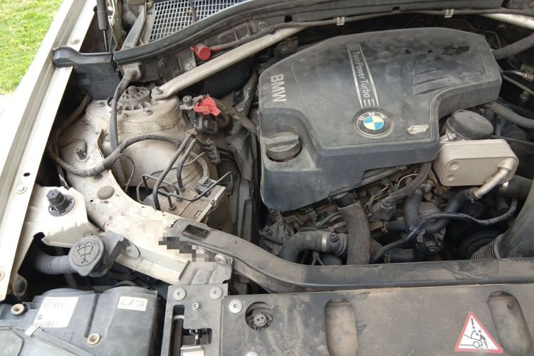 Used BMW X3 2014 xDrive20i Leading Model Engine Bay Right