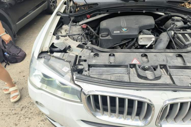 Used BMW X3 2014 xDrive20i X Design Package Engine Bay Right