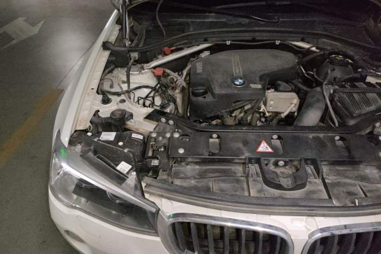 Used BMW X3 2014 xDrive20i Leading Model Engine Bay Right