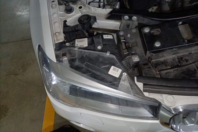 Used BMW X3 2014 xDrive20i X Design Package Engine Bay Right