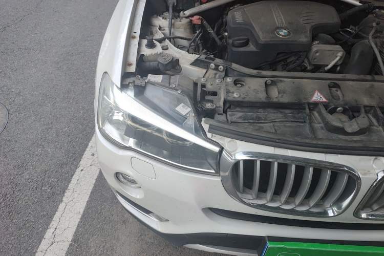 Used BMW X3 2014 xDrive20i X Design Package Engine Bay Right