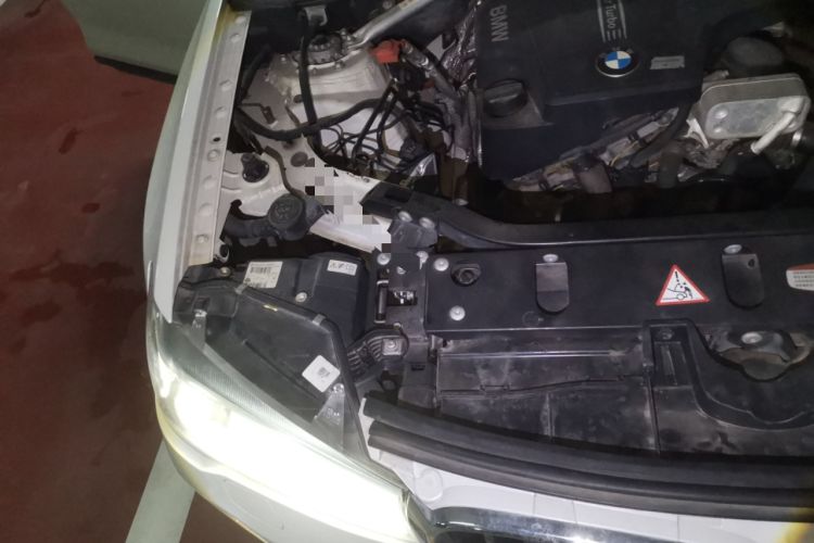 Used BMW X3 2014 xDrive20i Leading Model Engine Bay Right