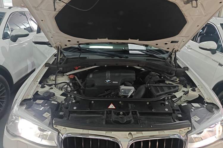 Used BMW X3 2014 xDrive20i Leading Model Engine Bay
