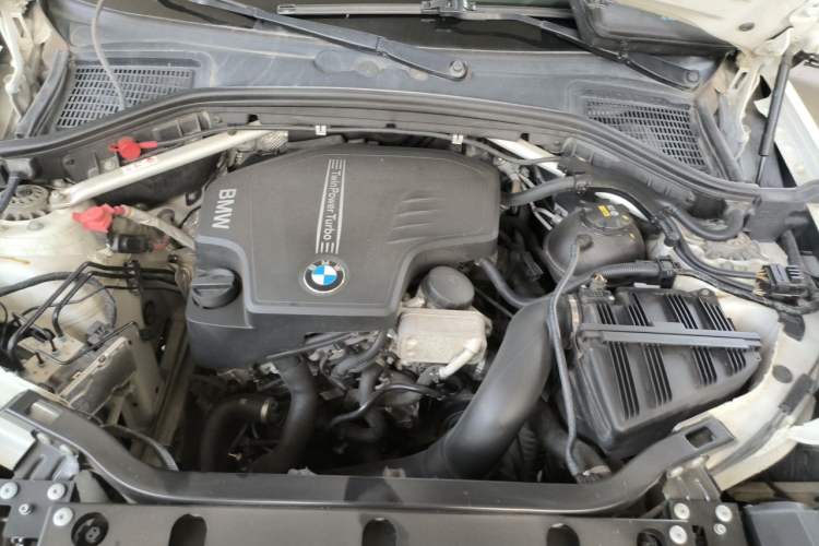 Used BMW X3 2014 xDrive28i Leading Model Engine Bay