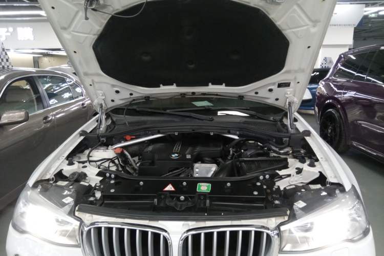 Used BMW X3 2014 xDrive20i X Design Package Engine Bay