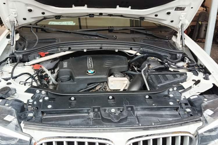Used BMW X3 2014 xDrive20i X Design Package Engine Bay