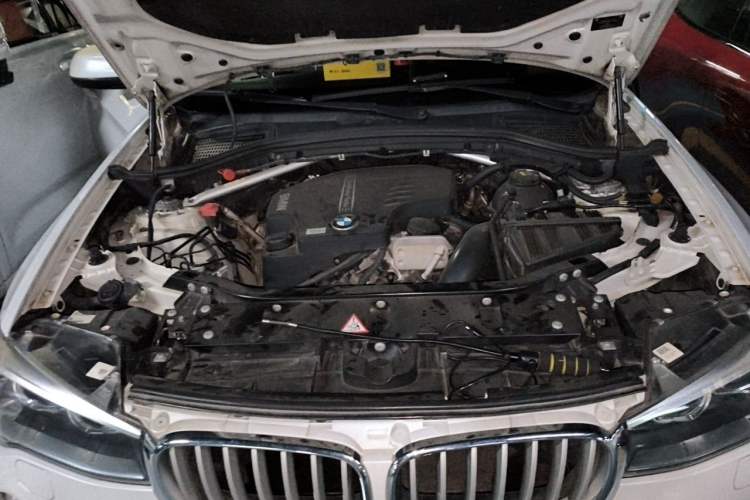 Used BMW X3 2014 xDrive20i X Design Package Engine Bay