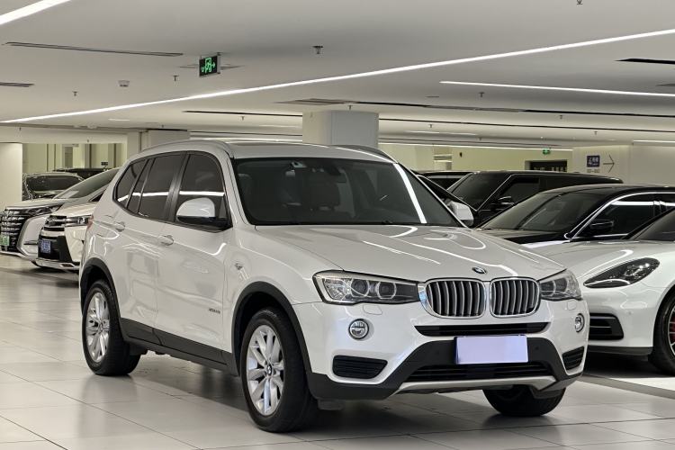 Used BMW X3 2014 xDrive28i Leading Model Exterior 2