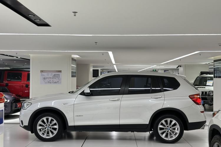 Used BMW X3 2014 xDrive28i Leading Model Exterior 3