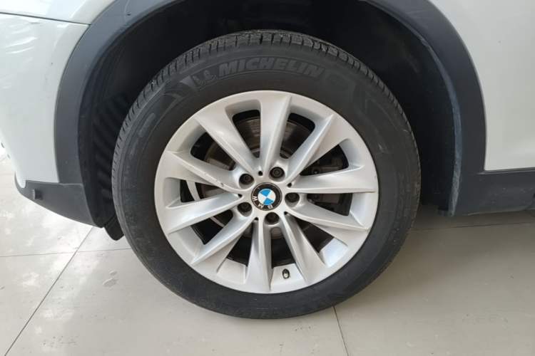 Used BMW X3 2014 xDrive28i Leading Model Exterior 4