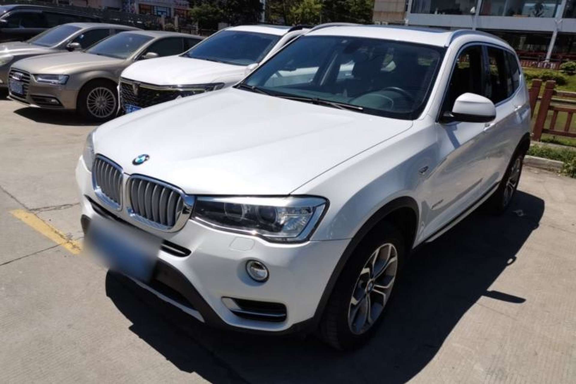 Used BMW X3 2014 xDrive28i X Design Package Front Left 45 Deg
