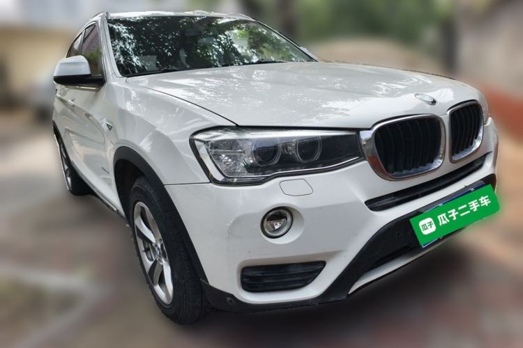 Used BMW X3 2014 xDrive20i Leading Model Front Right 45 Deg