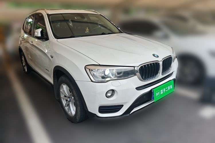 Used BMW X3 2014 xDrive20i Leading Model Front Right 45 Deg