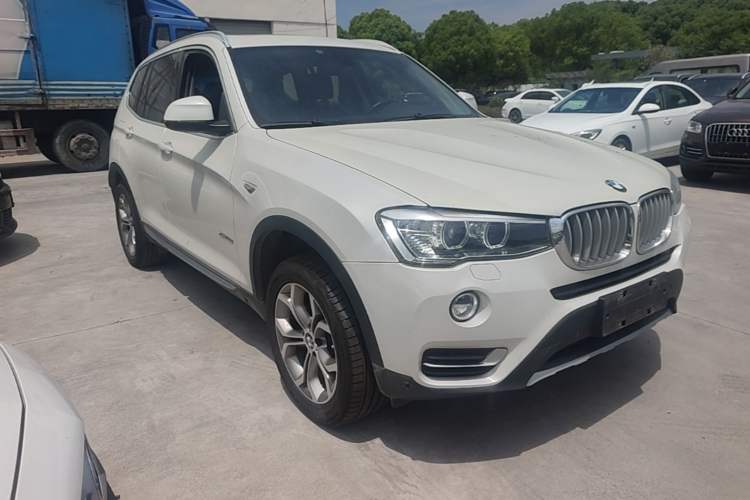 Used BMW X3 2014 xDrive20i X Design Package Front Right 45 Deg