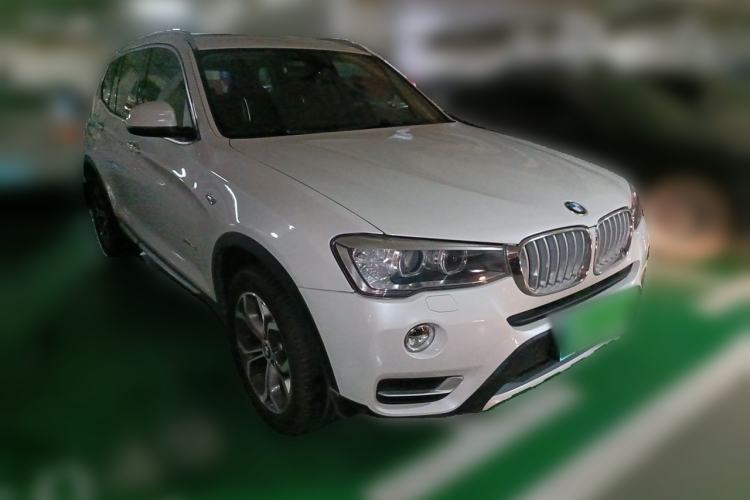 Used BMW X3 2014 xDrive28i X Design Package Front Right 45 Deg