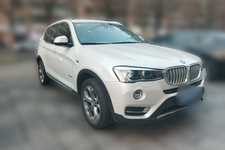 Used BMW X3 2014 xDrive28i X Design Package Front Right 45 Deg