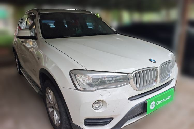 Used BMW X3 2014 xDrive28i Leading Model Front Right 45 Deg