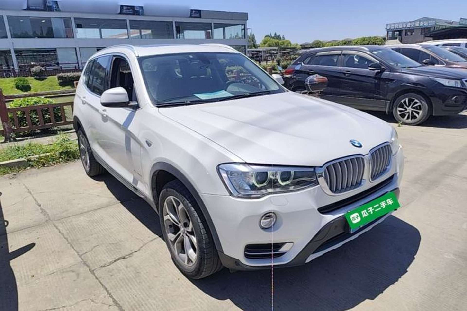 Used BMW X3 2014 xDrive28i X Design Package Front Right 45 Deg