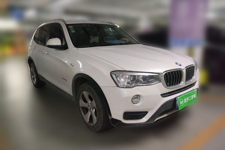 Used BMW X3 2014 xDrive20i Leading Model Front Right 45 Deg