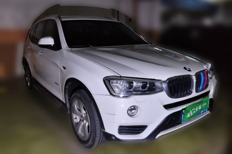 Used BMW X3 2014 xDrive20i Leading Model Front Right 45 Deg