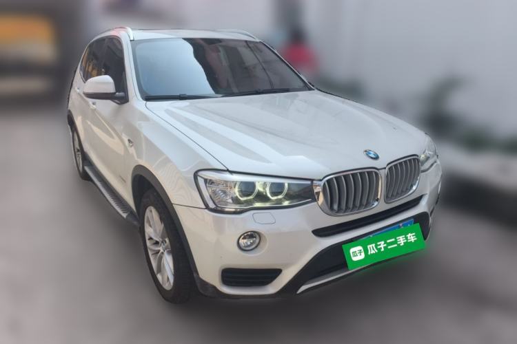 Used BMW X3 2014 xDrive28i Leading Model Front Right 45 Deg
