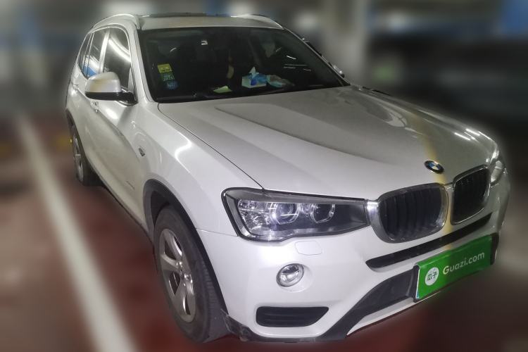 Used BMW X3 2014 xDrive20i Leading Model Front Right 45 Deg