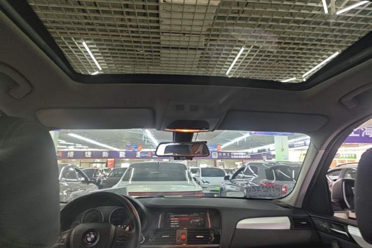 Used BMW X3 2014 xDrive28i Leading Model Headliner
