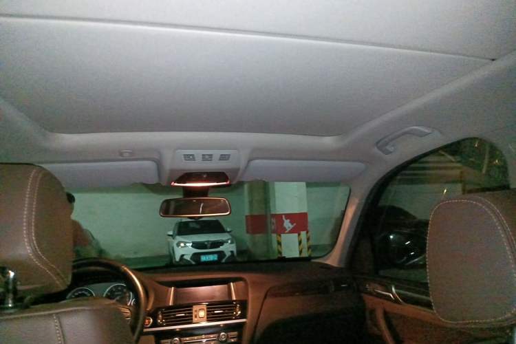 Used BMW X3 2014 xDrive28i X Design Package Headliner