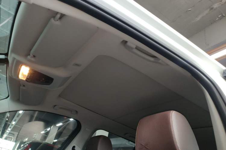 Used BMW X3 2014 xDrive20i X Design Package Headliner