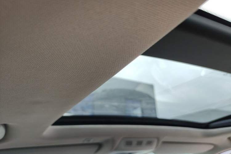 Used BMW X3 2014 xDrive28i X Design Package Headliner