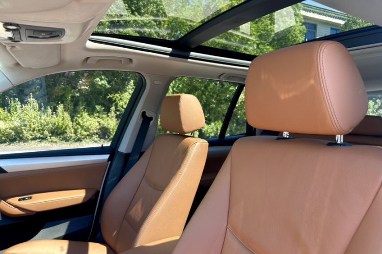 Used BMW X3 2014 xDrive28i Leading Model Headliner