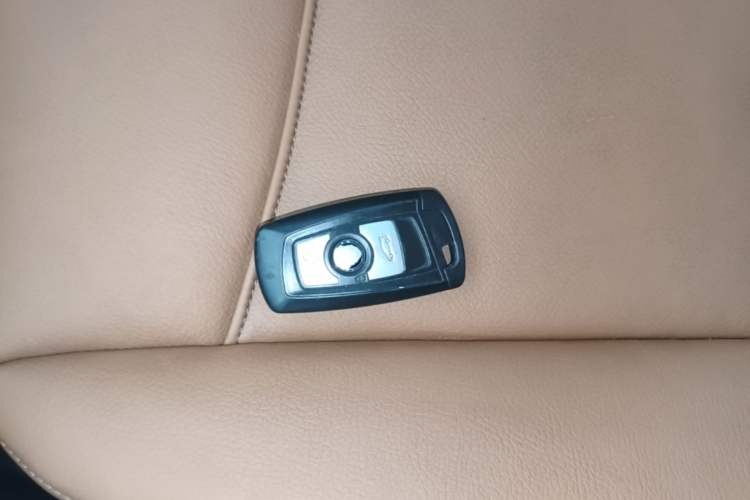 Used BMW X3 2014 xDrive28i Leading Model Interior 1