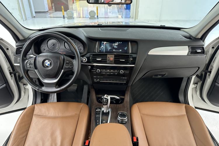 Used BMW X3 2014 xDrive28i Leading Model Interior 2